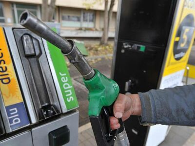  Il governo taglia di 15 centesimi le accise su benzina e diesel. Le misure nel nuovo Decreto 