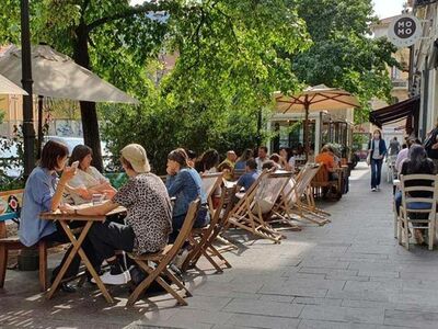  Bar e ristoranti, nel dl Aiuti Ter la proroga fino al 31 dicembre per dehors, pedane e tavolini 
