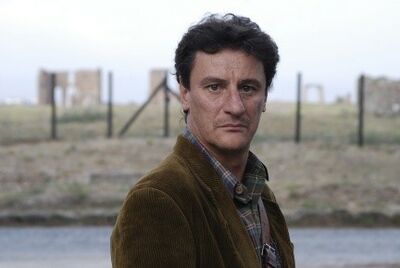  Malore per Giorgio Tirabassi, condizioni gravi: forse un infarto 