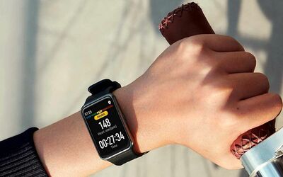  Appena 59€ per l'incredibile smartwatch Huawei Watch Fit (-39%) 