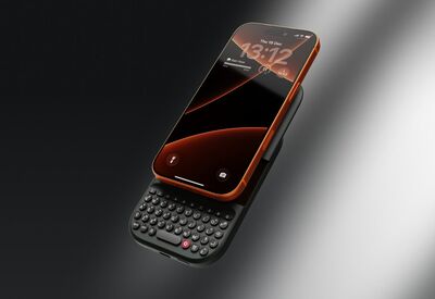  La tastiera QWERTY non è morta: perché nel 2026 tornano smartphone con tasti fisici 