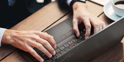  Lenovo Thinkpad X1 Nano Gen2, più sottile con Intel Alder Lake-P 