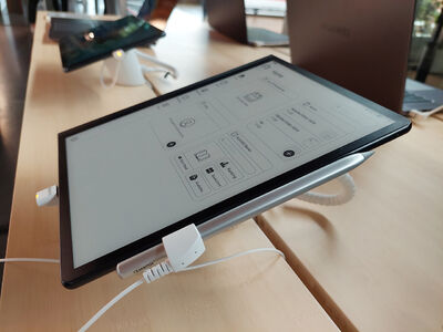  HUAWEI MatePad Paper è il tablet E-Ink per creativi. Video dal vivo 