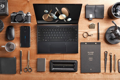  ASUS Zenbook Flip 13 (UX363) e ZenBook S (UX393EA) con Tiger Lake 