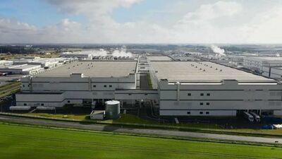  UE e gigafactory cinesi: aiuti di stato per batterie delle auto elettriche 