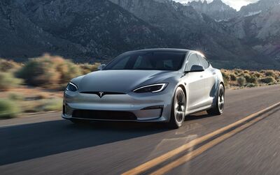  La guerra dei dazi: Tesla sospende le vendite di Model S e Model X in Cina 