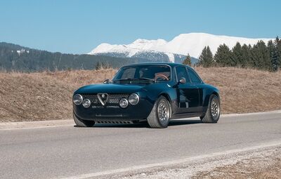  Totem Gt Super Jarama è un vero gioiello: rivive il mito della Giulia Gt degli anni '60 