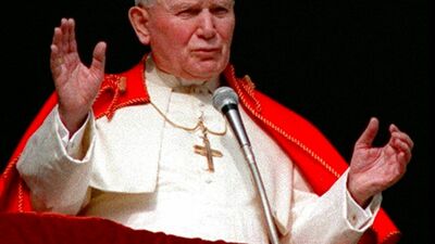  Venti anni fa la morte di Giovanni Paolo II, il Papa pellegrino 