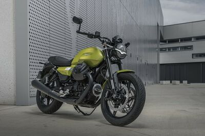  Nuova Moto Guzzi V7 Sport è ordinabile online al prezzo di 10.999 € 