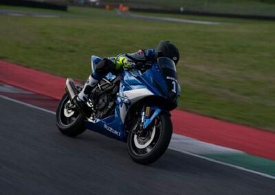  Suzuki GSX-8R Cup al via: la corsa verso Daytona è iniziata 