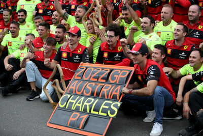  Formula 1 | Sainz ringrazia Binotto sui social: “E’ stato un piacere lavorare insieme” 