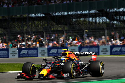  F1 | Red Bull, Sergio Perez costretto al ritiro: partirà dalla Pit- Lane 