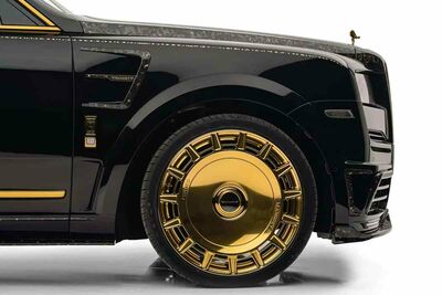  La Rolls-Royce unica al mondo che gira a Dubai: è così lussuosa da mettere in imbarazzo anche il Sultano più ricco del mondo