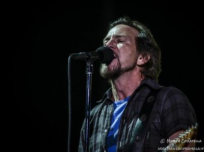  √ Le canzoni con cui Eddie Vedder si propose ai Pearl Jam 