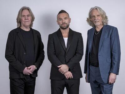  √ “Love Is All Around”, dai Troggs ai R.E.M. ai Wet Wet Wet 