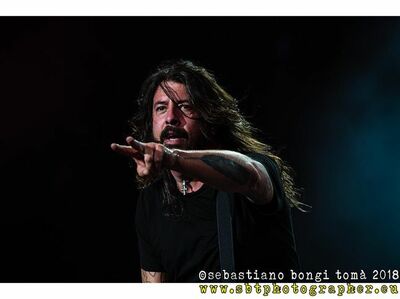  √ Dave Grohl rilegge i Bad Brains con membri degli Anthrax 