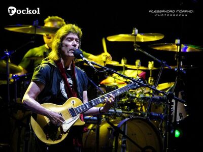  √ Concerti, Steve Hackett porta 'Foxtrot' dal vivo In Italia 