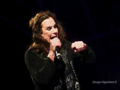  √ Sharon Osbourne: 'L'Ozzfest tornerà nel 2027' 