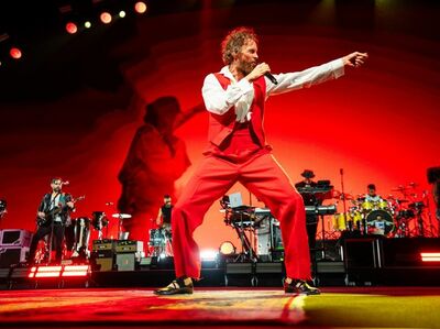  √ Jovanotti annuncia le due date finali del tour nei palazzetti 
