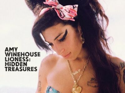  √ La band originale di Amy Winehouse arriva in Italia 