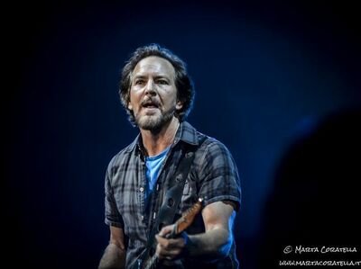  √ Il frontman degli Spin Doctors non sopporta i Pearl Jam 