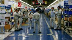  Industria - Stellantis, perché i lavoratori italiani sono sul piede di guerra 