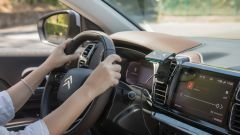  Guida smart - Amazon Echo Auto, Alexa sale in macchina. Come funziona in video 