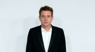  Jonathan Anderson è il nuovo direttore creativo di Dior Uomo: l'annuncio di Bernard Arnault dopo l'addio di Kim Jones 