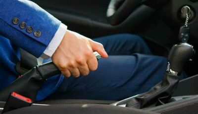  Freno di stazionamento: come funziona e che Differenza c'è tra quello manuale e quello elettrico