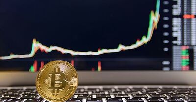  Bitcoin Oltre i 200.000$ entro il 2025? Ecco che Cosa Aspettarci 