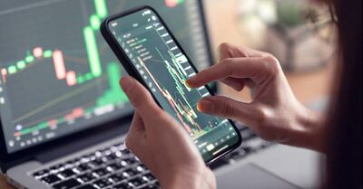  Come Gestire la Volatilità  del Mercato Azionario Senza Farsi Prendere dal Panico 