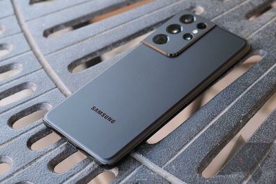  Il Samsung Galaxy S21 è pronto per il programma Beta One Ui 5 