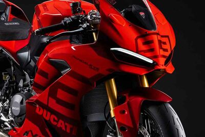  Ducati, Marc Marquez si costruisce la moto su misura e poi la vende: prezzo da capogiro | Allaguida 