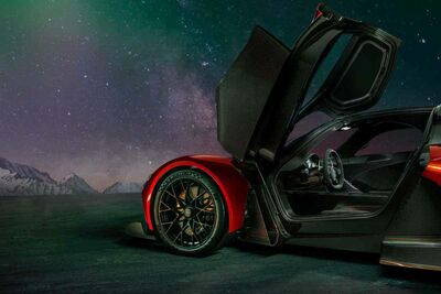  L’hypercar con il motore V12 che mette in soggezione la Ferrari: è la più potente di sempre | Allaguida 