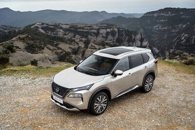  Nuovo Nissan X-Trail: interni, motore, equipaggiamenti e prezzo | Allaguida 
