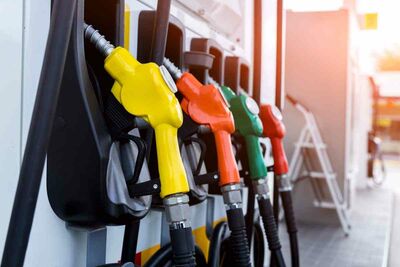  L'alternativa che quasi nessuno prende in considerazione: è il carburante più economico e il costruttore che lo usa fa Numeri da Urlo | Allaguida 
