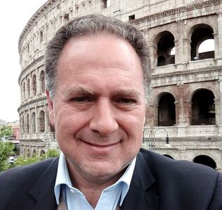  Asta Catania, Mancini consegna anche Logo alla stampa. 