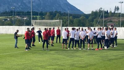  Genoa, la squadra è arrivata a Bad Haring in Austria. Da martedì entra nel vivo la preparazione dei 32 calciatori rossoblù 