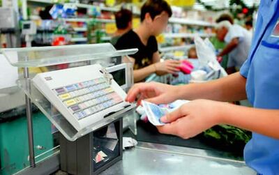  Consumi, vendite al dettaglio marzo -0 ,5% : su anno -2,8%. I dati Istat 
