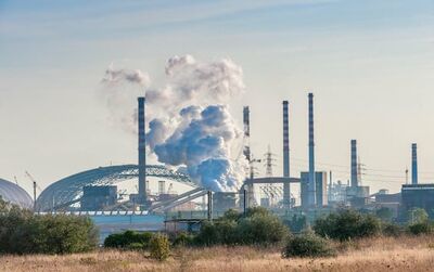  Ex Ilva, Urso: “Se si ferma altoforno 1, Taranto finirà come Bagnoli” 