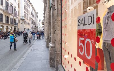  Saldi e turismo, Firenze domina lo shopping. Milano prima per spesa 