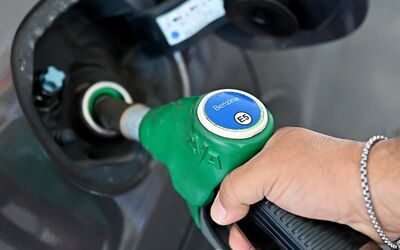  Prezzo della benzina in aumento sulle autostrade italiane 