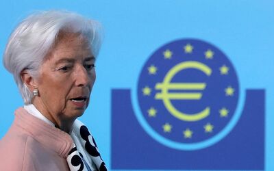 Bce, attesa decisione tassi. Lagarde pronta ad alzare stime crescita 