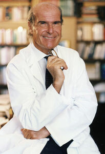  Umberto Veronesi. Un cavaliere in lotta contro il male 