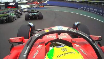  Hamilton, il contatto con Tsunoda al via del GP Brasile 