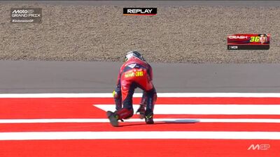  GP Indonesia, la caduta di Joan Mir a Mandalika 