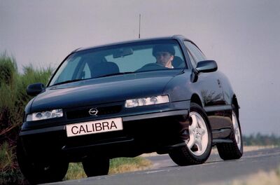  Opel Calibra V6: cose da grandi per la coupé tedesca 