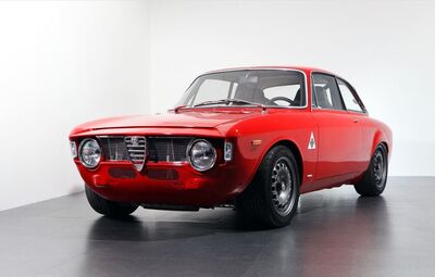  Jeremy Clarkson sceglie la Giulia GTA di Alfaholics come migliore auto del 2020 