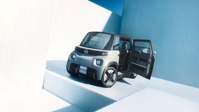  Nuova Opel Rocks: ecco come CambiaÂ  il quadriciclo elettrico 