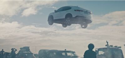  Fiat Fastback: un salto mortale nella categoria SUV con il nuovo spot 